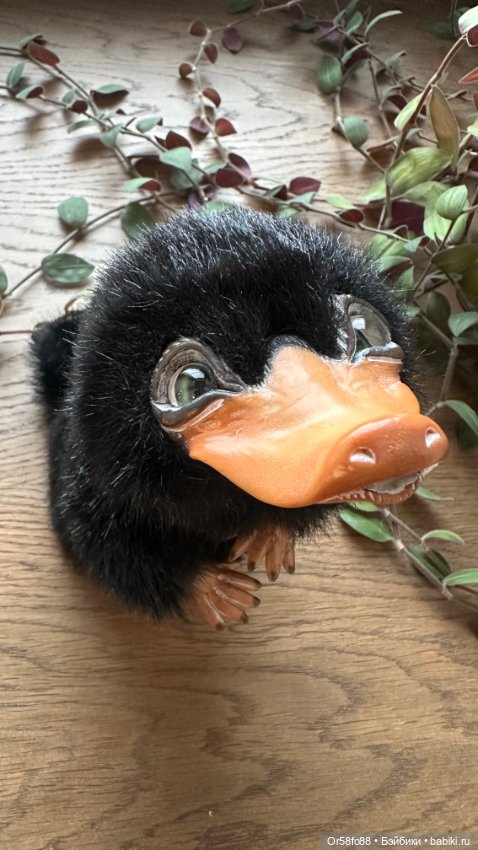 Авторская игрушка Нюхлер (Нюхль, англ. Niffler)