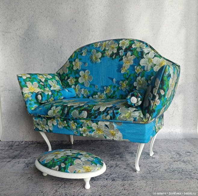 Диван "Весенний" с банкеткой. Куклам от 30 до 43 см (фото 3)