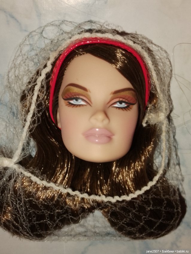 Fashion royalty Veronique Girl of the Moment 2004 редкая - новая голова, частичный аутфит, COA (фото 4)