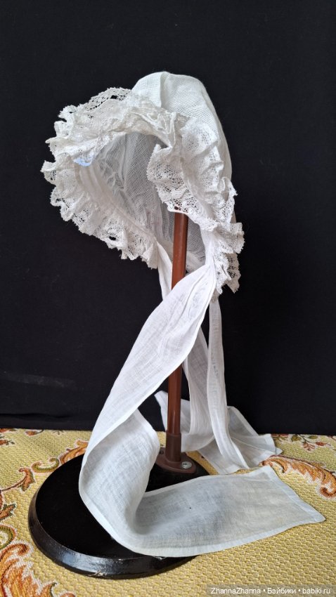 Антикварный чепчик Франция