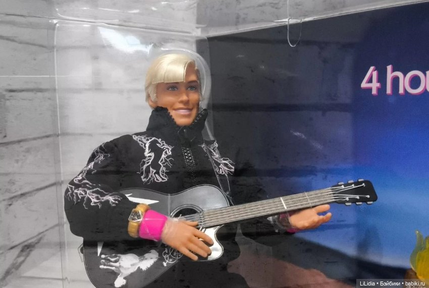 Коллекционный набор Пляжный вечер, Сцена у костра с Барби и Кеном (фото 3)