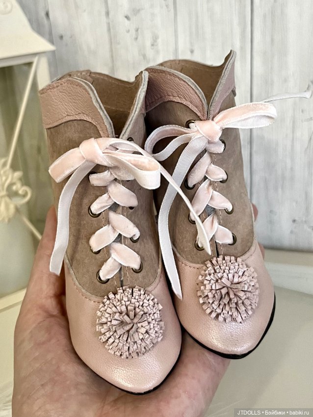Сапожки для антикварной куклы