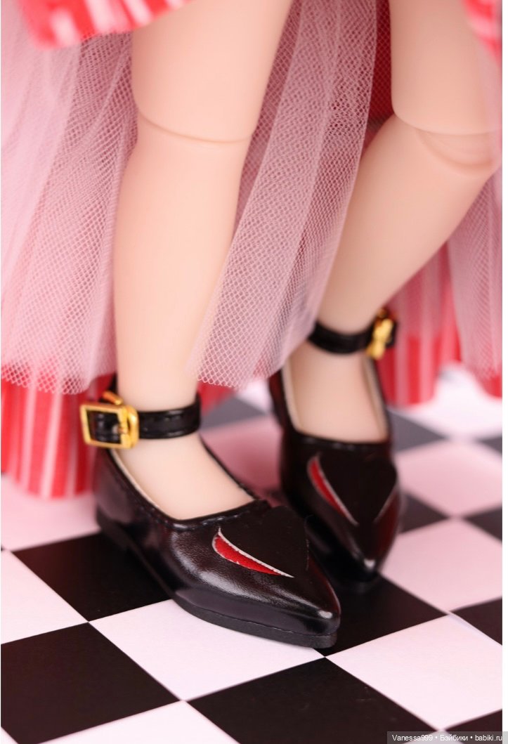 Яркая Червонная королева от Ruby Red (Руби Ред) (фото 5)