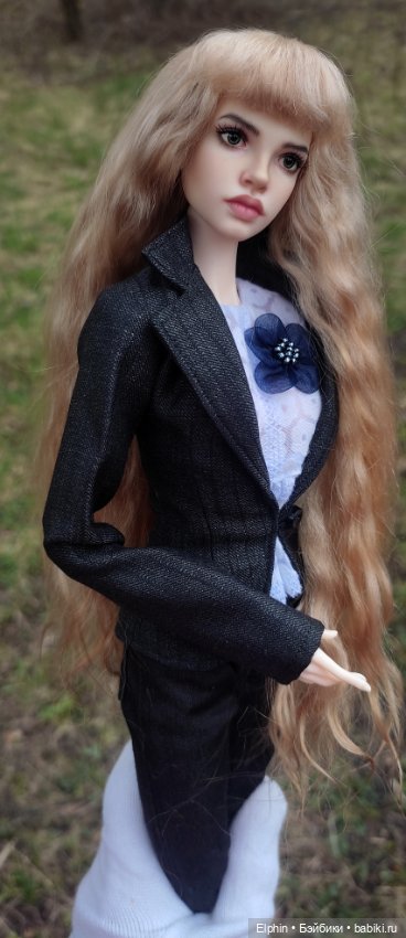 Длинный парик с челкой ОГ 11,5-12 см