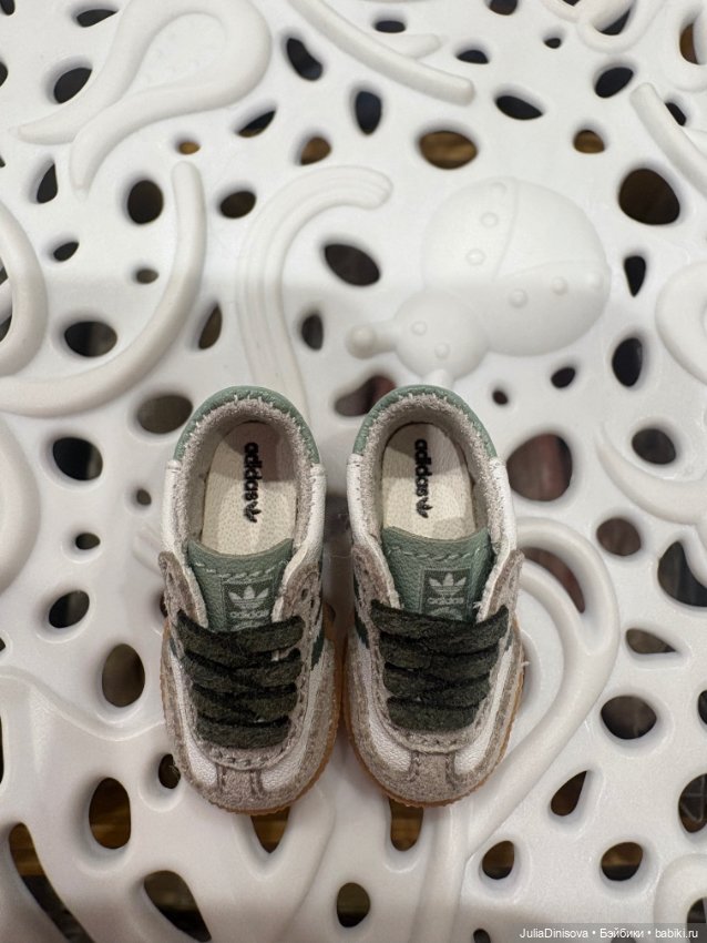 Кроссовки Adidas — Одежда (фото 5)