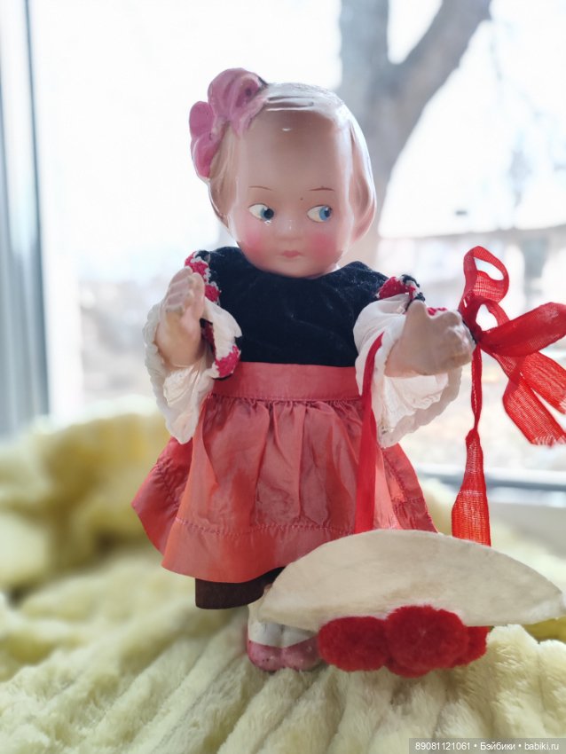 Флиртушка маленькая — Антикварные куклы