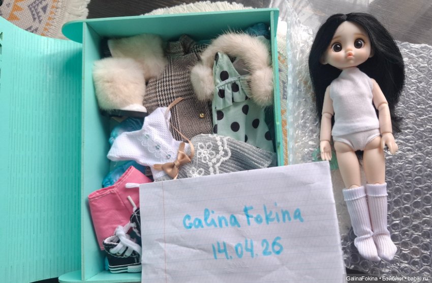 Кукла шарнирная с набором одежды (фото 7)