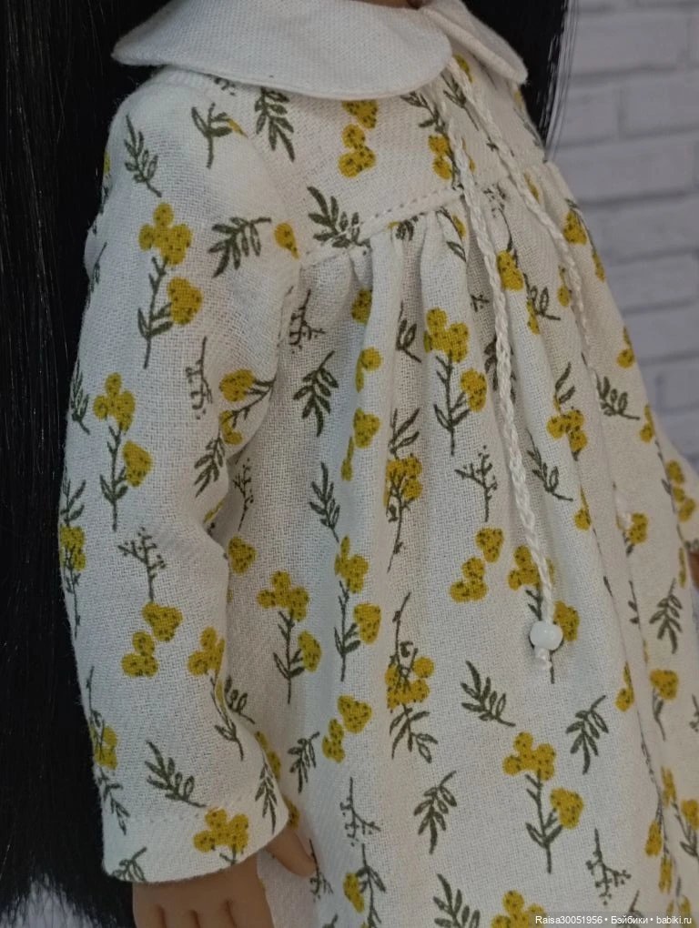 Пальто,платье , берет, чулочки , сумочка для кукол Паола Рейна 32-34 см (фото 4)