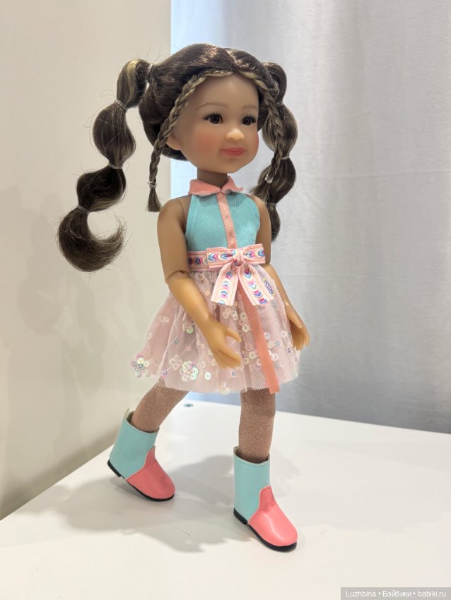 Кукла Ruby Red Эбби — Коллекционные куклы (фото 4)