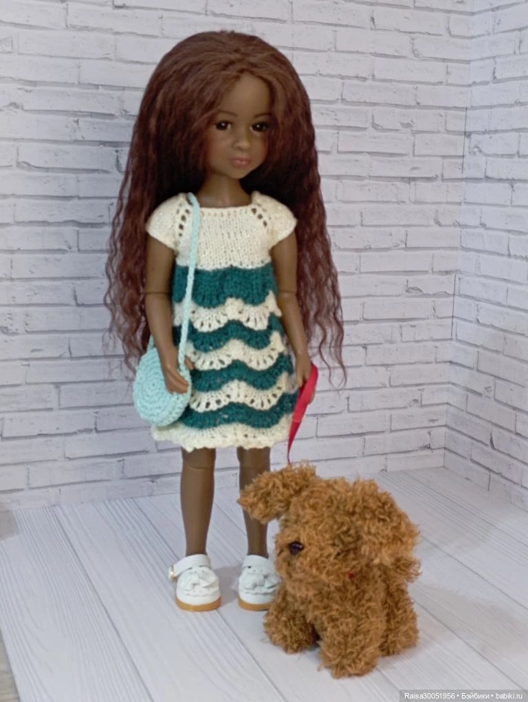 Платье , сумочка для кукол Руби Ред 37см