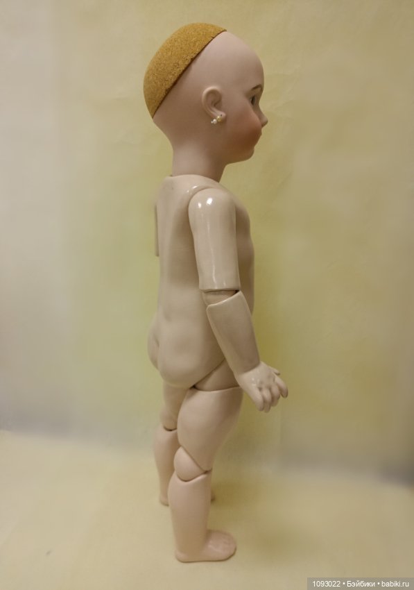 Реплика антикварной куклы Jumeau