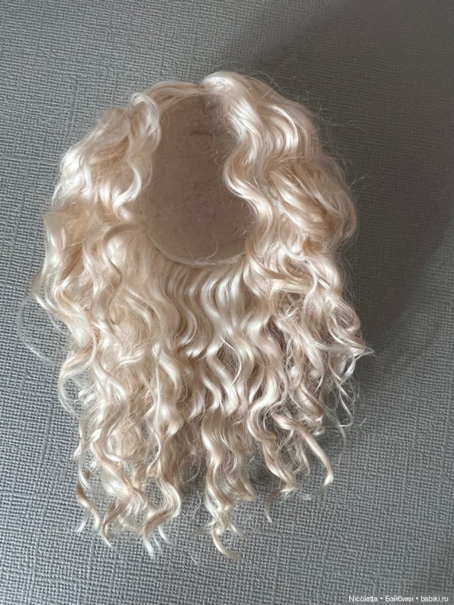 Парик для кукол Иден/Войд ростом 28 см (фото 2)