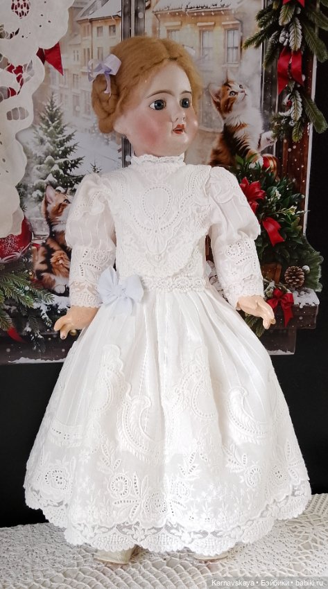 Чайное платье для кукол ориентировочно 55см роста