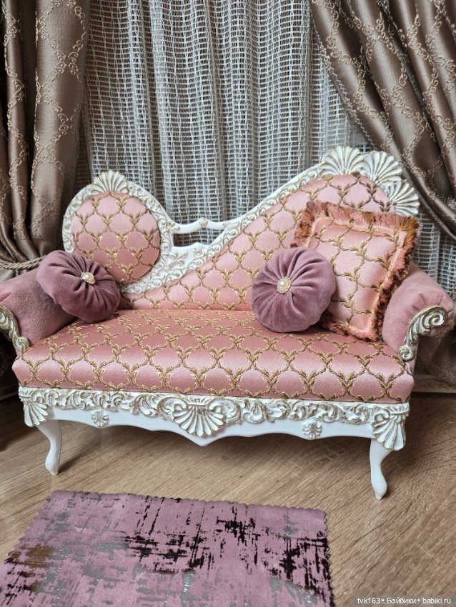 Диван-кушетка для кукол 1/6, 1/5...Мебель для кукол