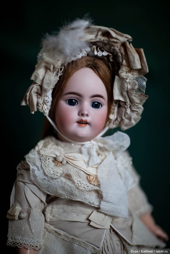 Боннет для антикварной куклы