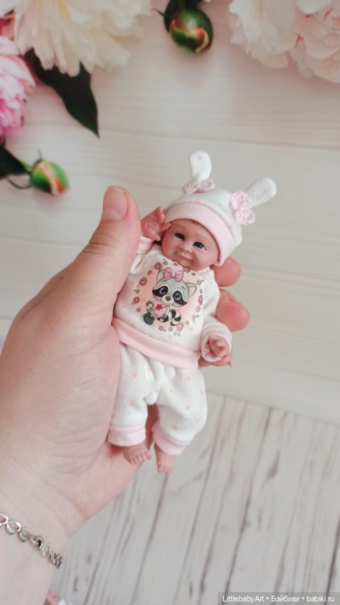 Силиконовая малышка 11 см