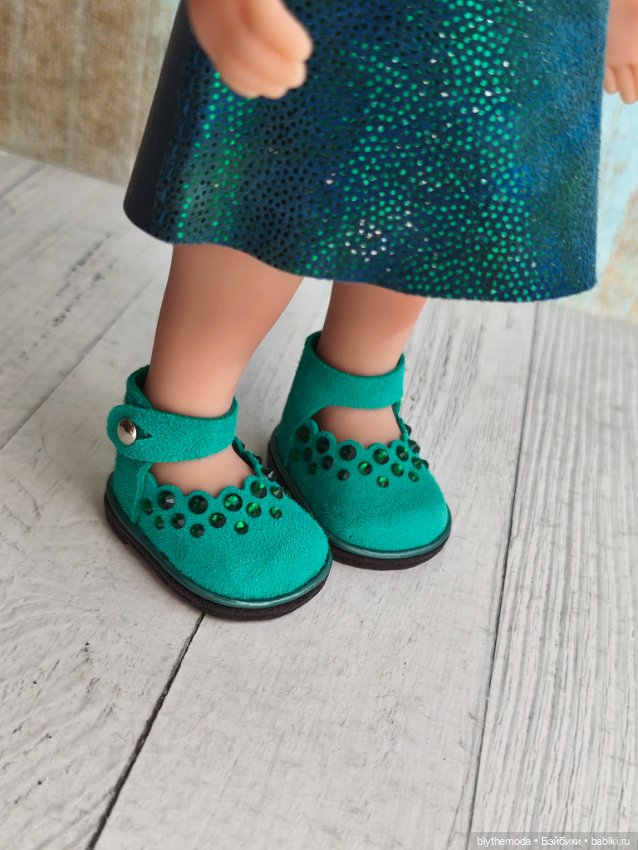 Босоножки для куклы Мини Nines D'Onil MIA (Мия) 23 см (фото 2)