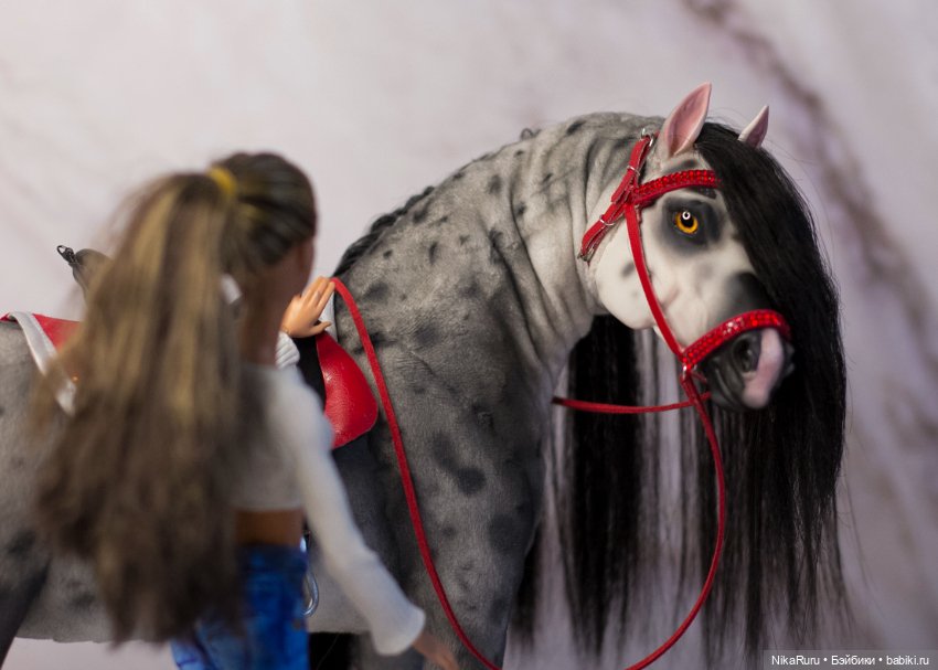 Лошадь для Барби, подвижная в смешанной технике, конь формат 1/6 (фото 4)