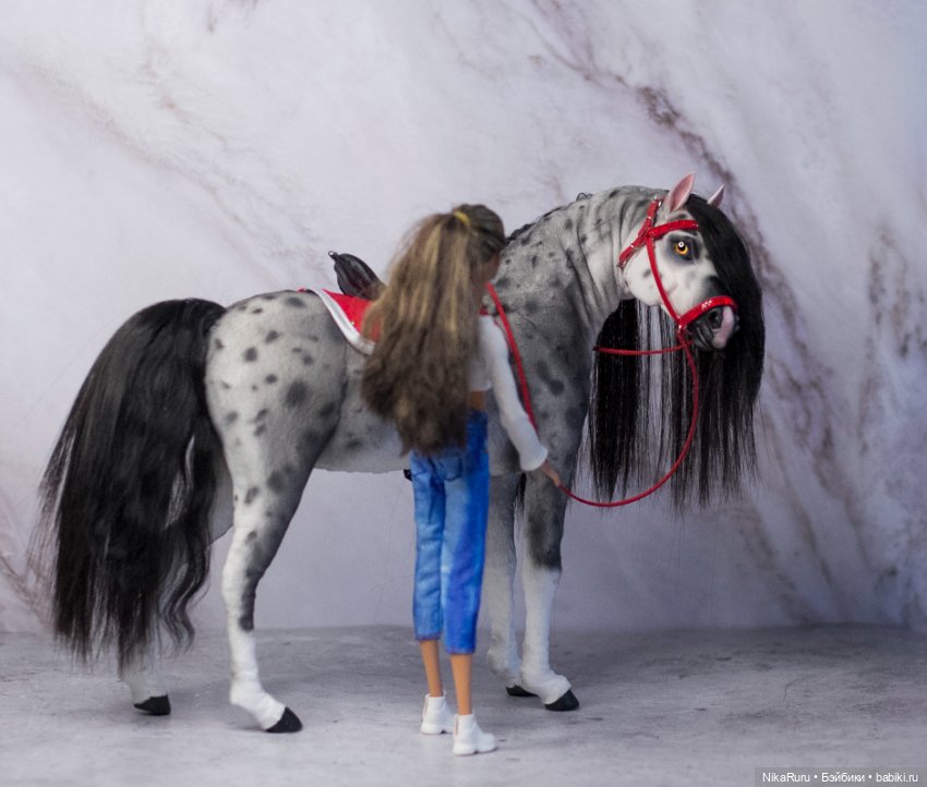 Лошадь для Барби, подвижная в смешанной технике, конь формат 1/6 (фото 2)