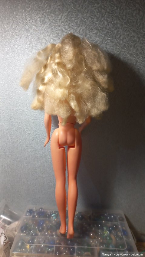 Барбиобразная куколка 90х годов - Бетти 45 см (фото 2)