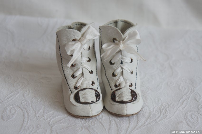 Сапожки для антикварной куклы