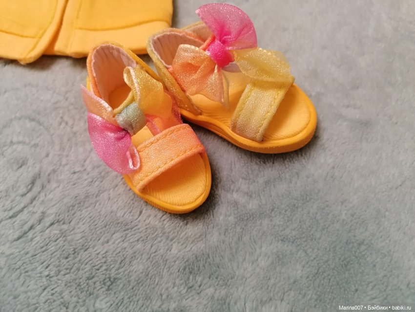 Аутфит от Джунипер, Руби Ред 37 см (фото 10)