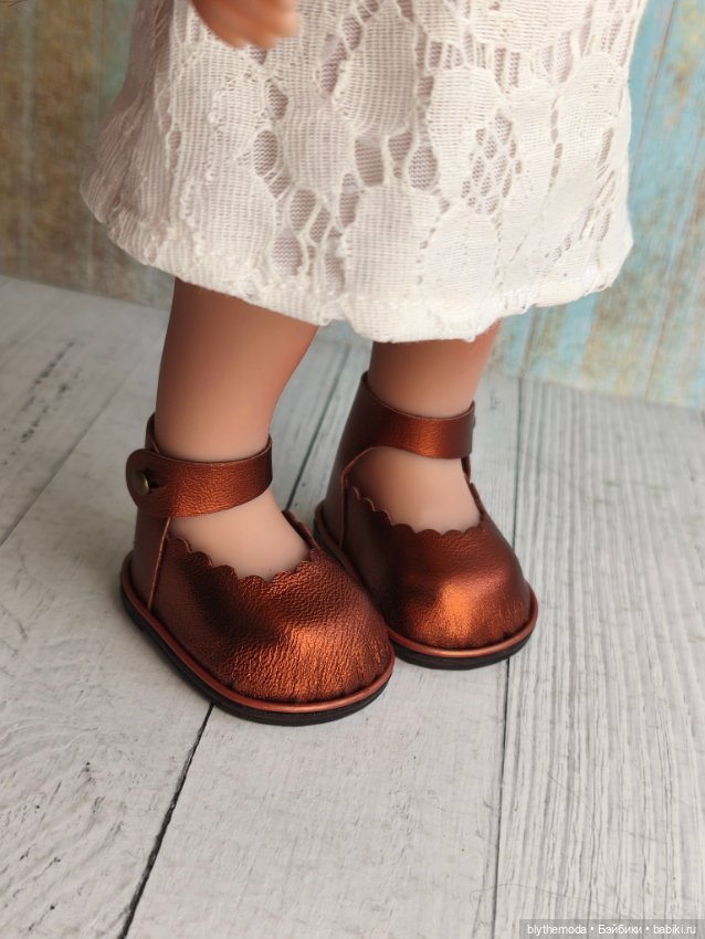 Босоножки для куклы Nines D'Onil MIA (Мия) 30 см (фото 2)