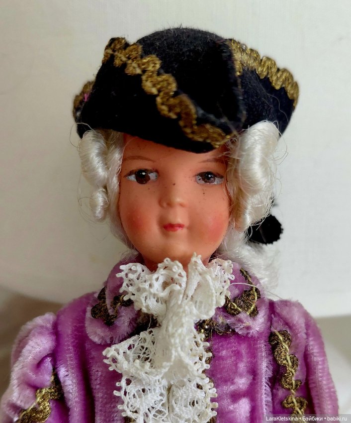 Кукла из пластика. Petitcollin. Франция