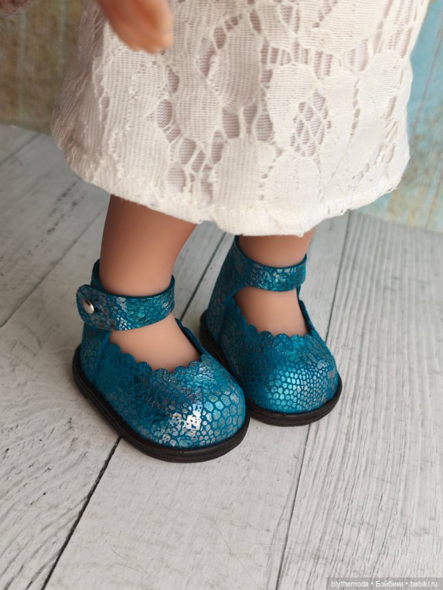 Босоножки для куклы Nines D'Onil MIA (Мия) 30 см (фото 8)