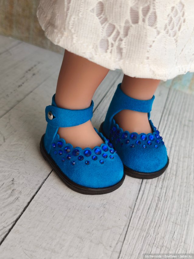 Босоножки для куклы Nines D'Onil MIA (Мия) 30 см (фото 6)