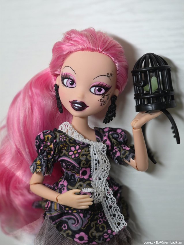 Bratzillaz Ангелика Witchy princesses
