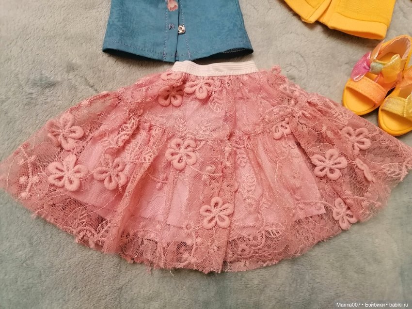 Аутфит от Джунипер, Руби Ред 37 см (фото 6)