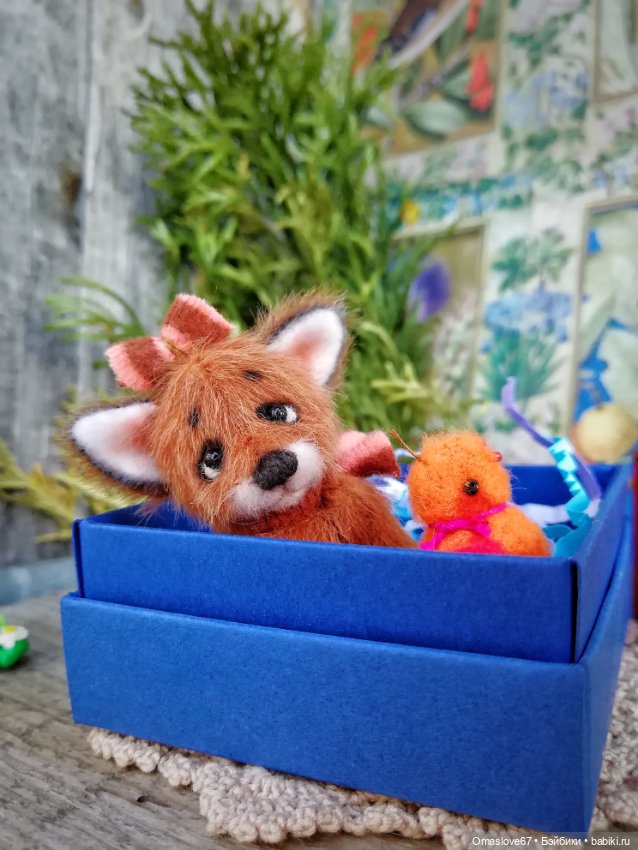 Мини лисик девочка с цыпой