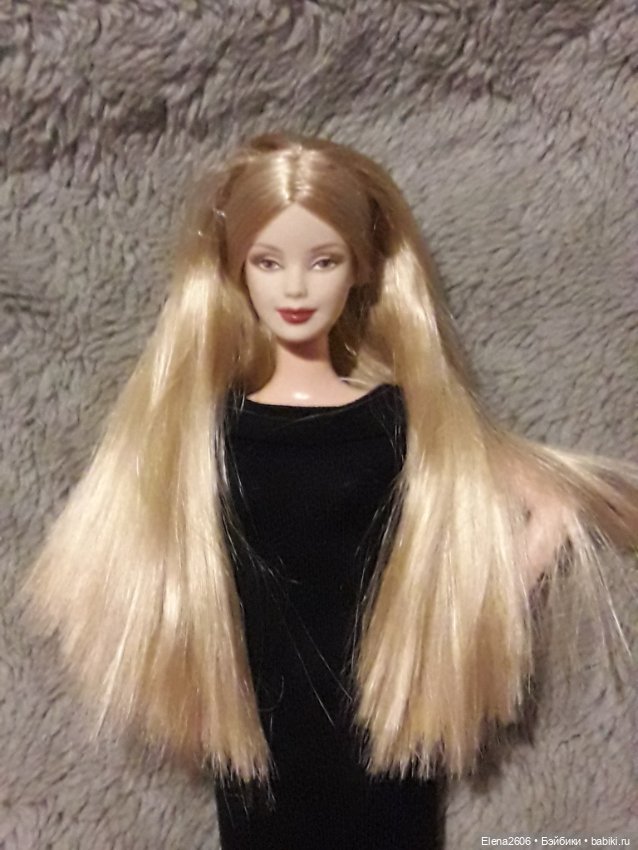 Barbie Princess of England Барби Принцесса Англии (фото 2)