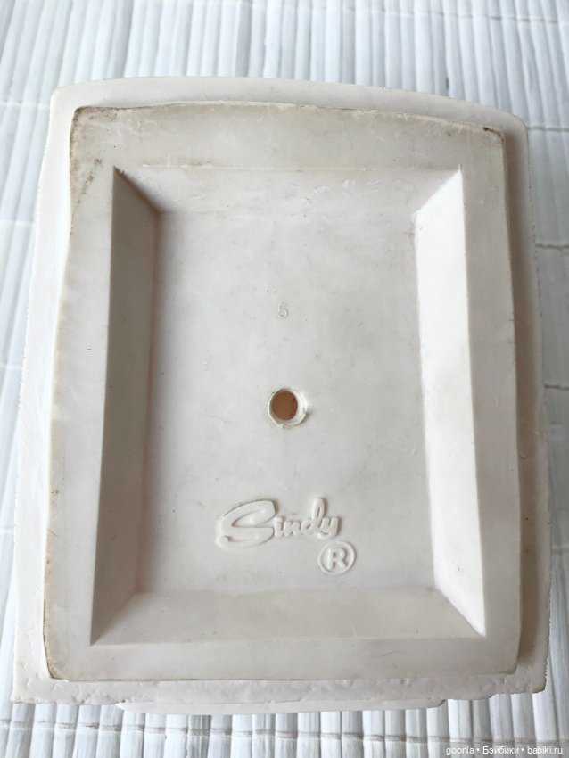 Резиновое кресло для Sindy Pedigree (фото 5)