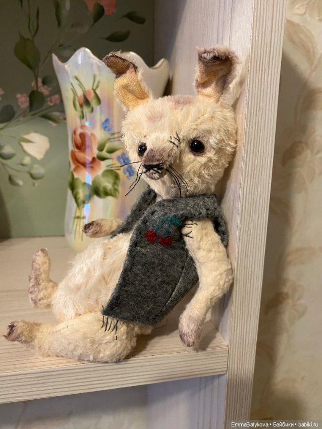 Белый Заяц — Авторские игрушки (фото 2)