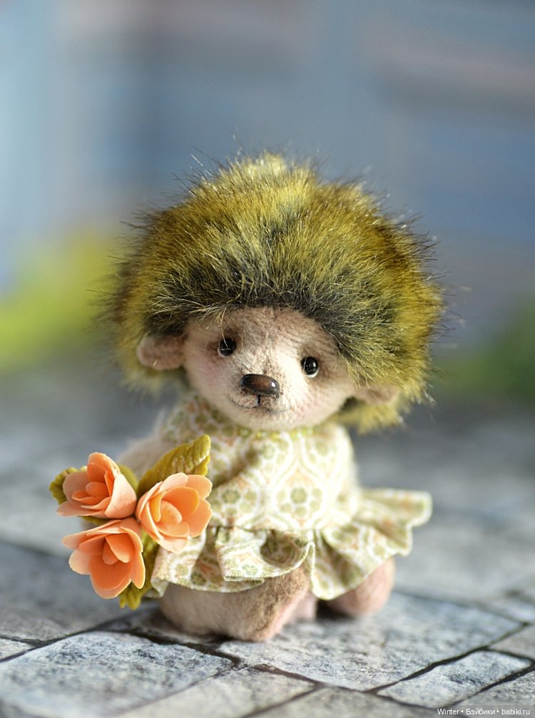 Весенняя Ежулька Модница — Авторские игрушки (фото 2)