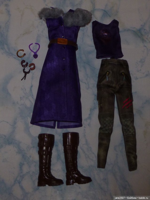 Редкий полный аутфит Disney Zombies 4: Dawn Of The Vampires Willa Lykensen (размер Barbie)