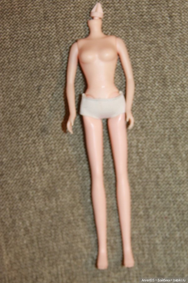 Винтажная Tokyo Disney Resort fashion doll Belle (фото 5)