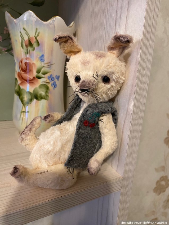 Белый Заяц — Авторские игрушки (фото 4)