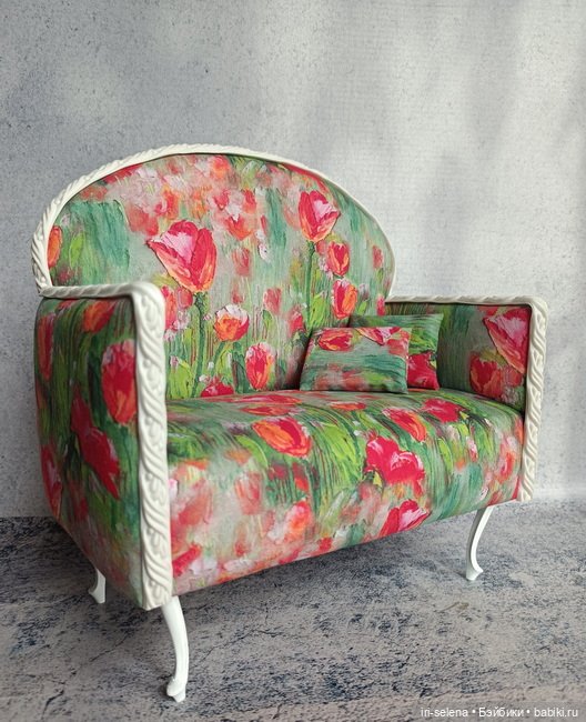 Диван "Тюльпаны". Куклам от 28 до 35 см (фото 2)