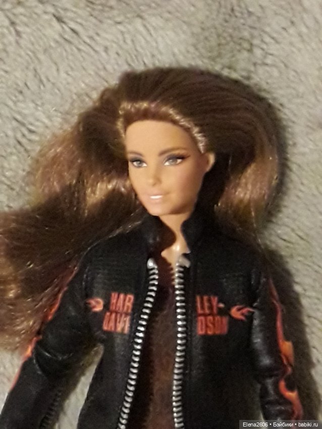 Barbie Holiday 2016 Барби Холидэй праздничная (фото 4)