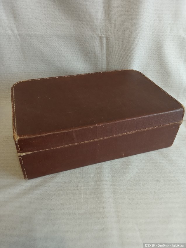 Маленький винтажный чемоданчик (фото 6)
