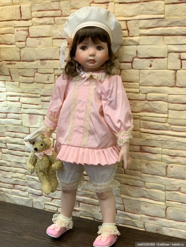 Кукла фарфоровая коллекционная (фото 9)