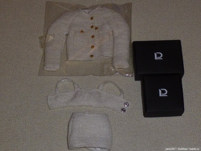 Полный аутфит Defa Lucy Paris Model 01 новый (размер Барби, Поппи Паркер)