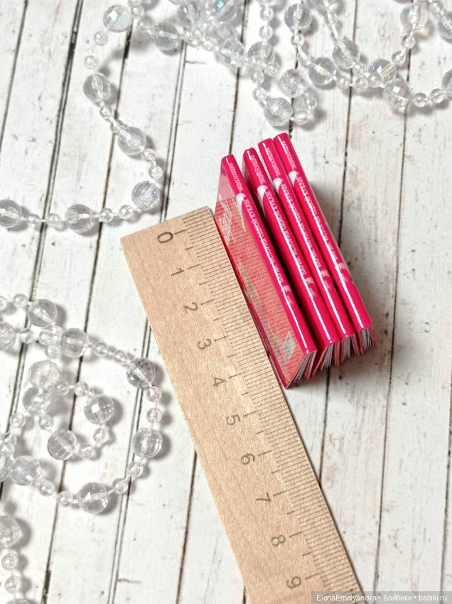 Книга для кукол Энциклопедия Барби (фото 4)