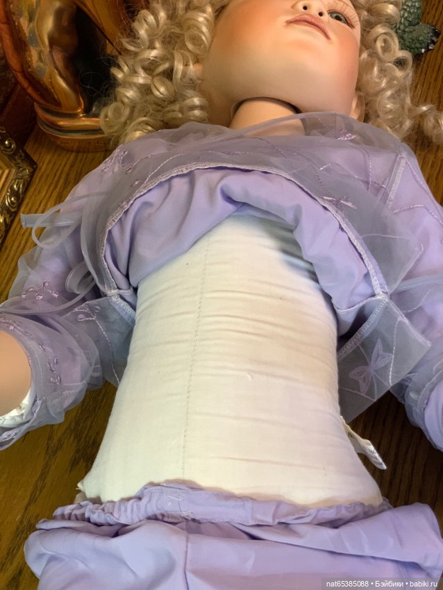 Кукла фарфоровая коллекционная