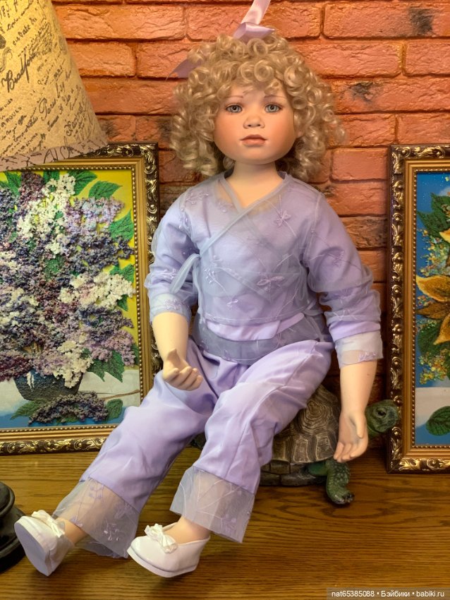 Кукла фарфоровая коллекционная