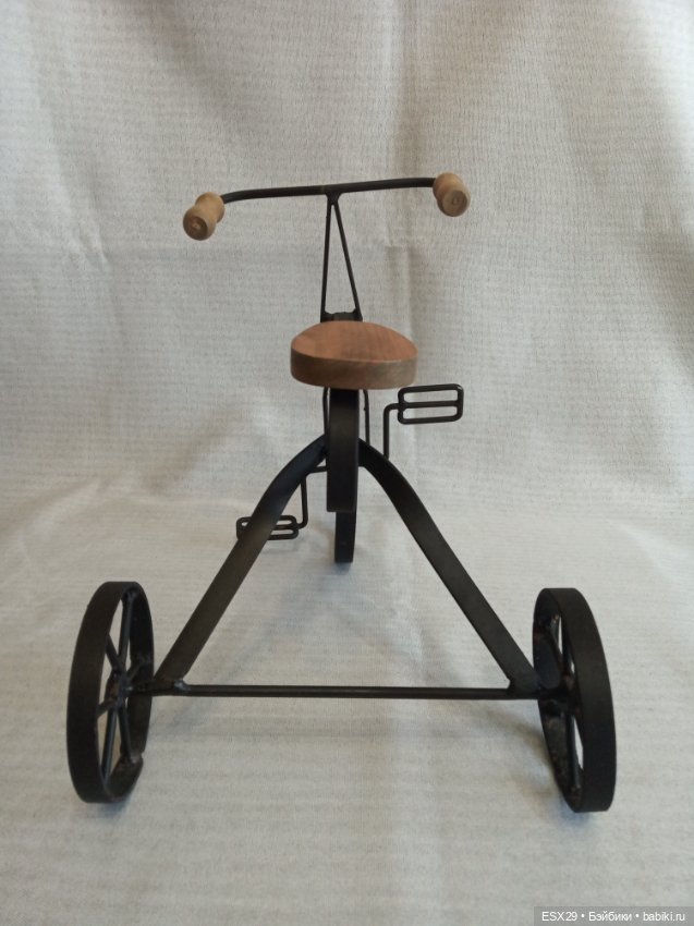 Винтажный велосипед — Аксессуары для кукольных фотосессий (фото 3)