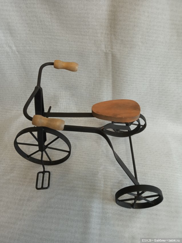 Винтажный велосипед — Аксессуары для кукольных фотосессий (фото 7)